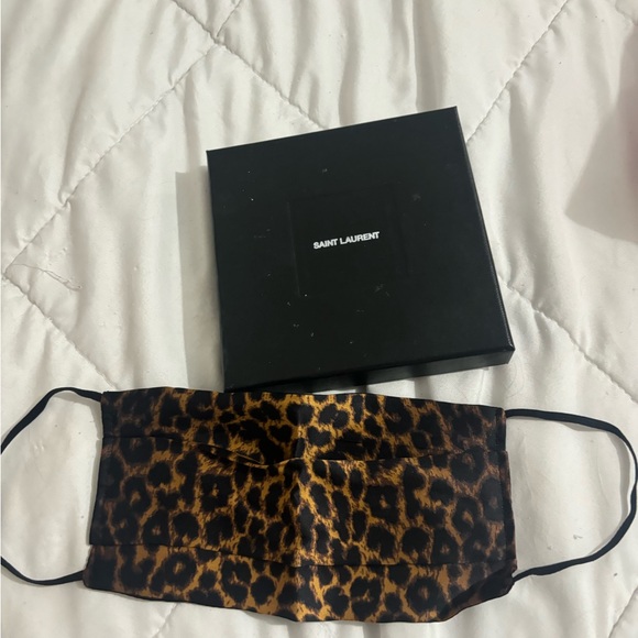 Saint Laurent Leopard Print Face Mask - Picture 1 of 3